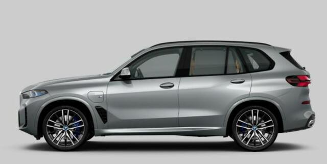 BMW X5 xDrive50e M Sport - Panoramadak - Driving/Parking Assistant Professional - Harman Kardon - Active Protection - Comfort Access - Bekerhouders met temperatuur functie - Sportstoelen -