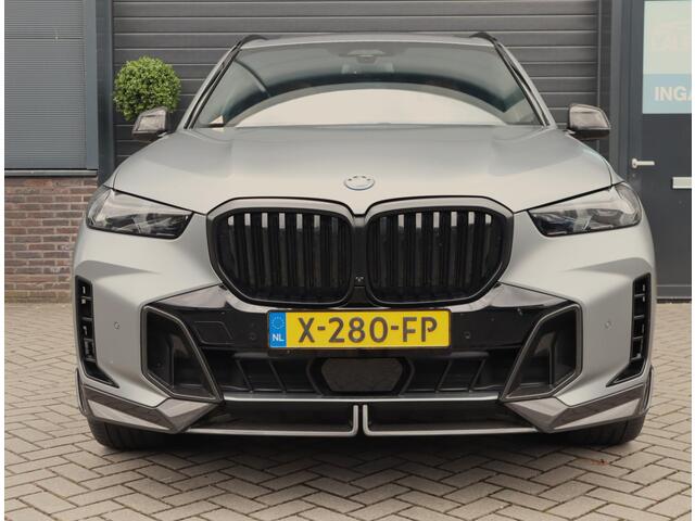 BMW X5 xDrive50e M Sport | Sky Lounge | M Stoelen | Carbon Exterieur/Interieur | trekhaak | Bomvol