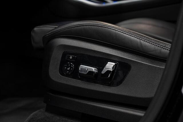 BMW X5 xDrive40d High Executive *M-Sport / Panorama / Harman-Kardon / HUD / Memory / Surround-view*