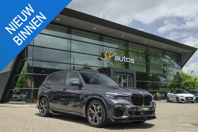 BMW X5 xDrive45e 394pk M-sport Panoramadak 4-wielsturing Trekhaak Nappaleder Comfortzetels 21" LMV
