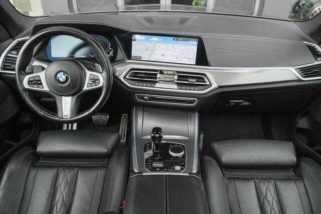 BMW X5 xDrive45e 394pk M-sport Panoramadak 4-wielsturing Trekhaak Nappaleder Comfortzetels 21" LMV