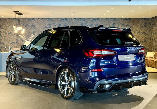 BMW X5 xDrive45e I M-Zetels I Luchtvering I SkyLounge I VOL!