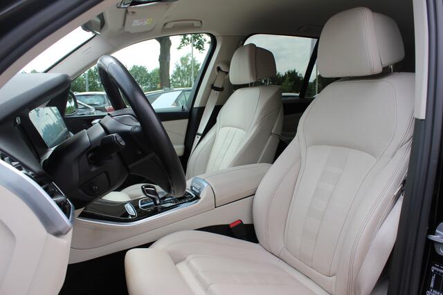 BMW X5 xDrive45e High Executive / Trekhaak / 360Camera / Head-up / Leder / Luchtvering / 21'' / CarPlay / Stuurverwarming / Stoelverwarming 4x / Dodehoek / DAB / ACC