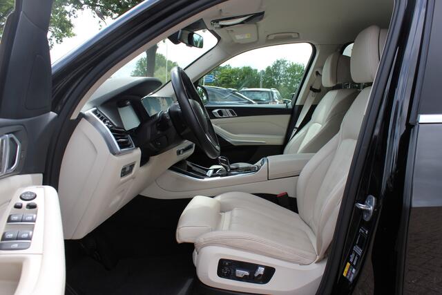 BMW X5 xDrive45e High Executive / Trekhaak / 360Camera / Head-up / Leder / Luchtvering / 21'' / CarPlay / Stuurverwarming / Stoelverwarming 4x / Dodehoek / DAB / ACC