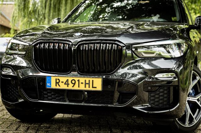 BMW X5 xDrive45e M Sport Full Black 21" Comfort Access Trekhaak