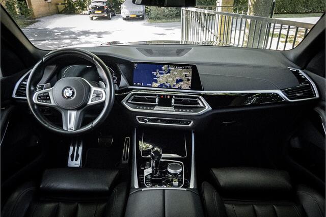 BMW X5 xDrive45e M Sport Full Black 21" Comfort Access Trekhaak