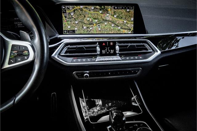 BMW X5 xDrive45e M Sport Full Black 21" Comfort Access Trekhaak