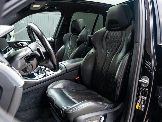 BMW X5 xDrive45e High Executive M-pakket | Individual Volleder | Softclose | Panoramadak | Elek trekhaak | HUD | Shadowline | Adap Cruise | Luchtvering | 21" | M-sportremmen | CarPlay | Etc.. 11/2022
