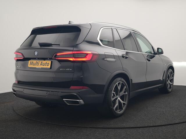 BMW X5 xDrive45e High Executive PHEV 395pk Dealer O.H. | Panodak | Luchtvering | 360 Camera | Adaptief Onderstel | Lederen Sportstoelen Memory & Verwarmd | Sfeerverlichting | Apple Carplay | Navigatie | DAB | Plug In Hybrid |