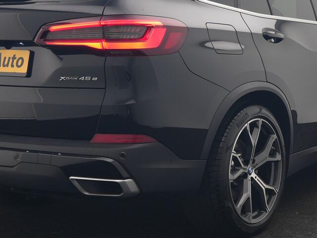 BMW X5 xDrive45e High Executive PHEV 395pk Dealer O.H. | Panodak | Luchtvering | 360 Camera | Adaptief Onderstel | Lederen Sportstoelen Memory & Verwarmd | Sfeerverlichting | Apple Carplay | Navigatie | DAB | Plug In Hybrid |