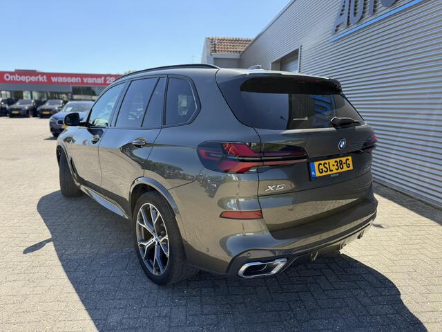 BMW X5 xDrive50e M Sport Panoramadak Trekhaak Carplay 21 Inch Harman-Kardon Comfortzetels Head-Up Display
