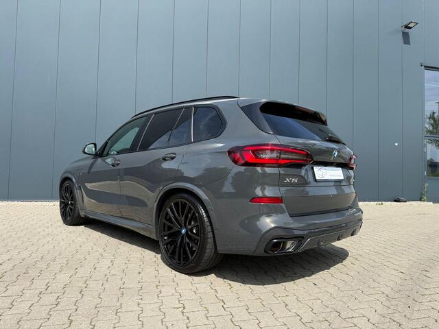 BMW X5 xDrive45e M-sport / pano / 360 / HUD / 22 inch
