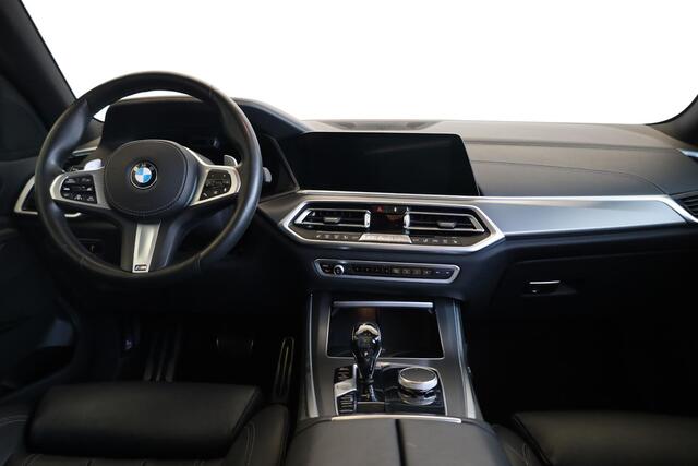 BMW X5 xDrive40i M Sportpakket | Elektr. Trekhaak | Panoramadak | Driving Assistant Professional | Head-Up | BMW Laserlight |