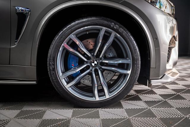 BMW X5 M / Pano / Softcl / B&O / Stoelverk / Stuurverw / Memory / Luchtv / Cut-out / Full option