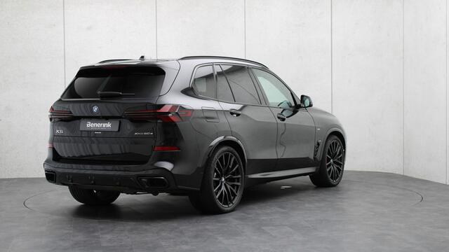 BMW X5 xDrive50e M-Sport Pro | Massage | Harman/Kardon | Stoelventilatie | Panoramadak | Soft-Close | Head-up | Trekhaak | Achterasbesturing