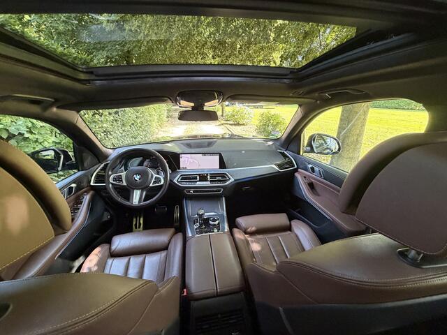 BMW X5 xDrive45e High Executive M-Pakket/Pano/Trekhaak/HUD/Carplay/Luchtvering