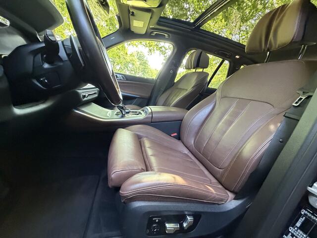 BMW X5 xDrive45e High Executive M-Pakket/Pano/Trekhaak/HUD/Carplay/Luchtvering