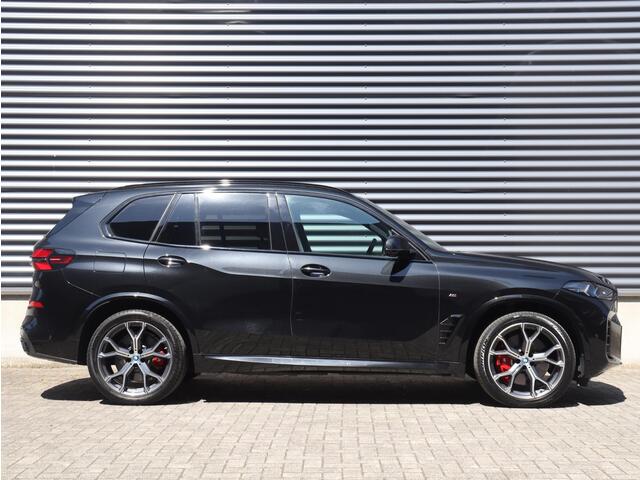 BMW X5 xDrive50e | M Sportpakket Pro | Panodak | Head-Up | Massage | Sky Lounge | Driving Assistant Prof. | Harman Kardon | Stoelventilatie | Soft Close | Parking Assistant Prof. | 21'' LM
