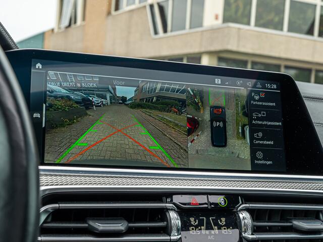 BMW X5 xDrive45e High Exe M-Sport PANO 360 CAMERA LASER HUD 21 INCH STOELVER EN KOEL BOMVOL!!