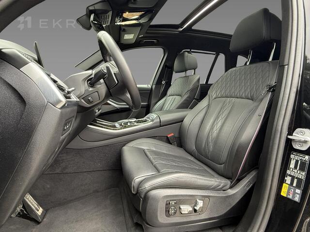 BMW X5 xDrive50e | M Sportpakket Pro | Innovation Pack | Glazen panoramadak Sky Lounge | HIFI System Harman Kardon | Driving Assistant Professional | Soft-Close-Automatic voor portieren