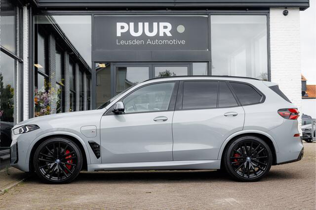 BMW X5 xDrive50e M-Sport PRO Pano - Trekhaak - Brooklyn Grau