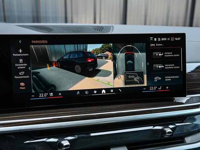 BMW X5 xDrive50e M-Sport Pro | Panoramadak | NL-Auto | Dealer Onderhouden | 360 Camera | Active Cruise | HUD | Harman/Kardon | Stoelverwarming + Ventilatie | Luchtvering | BMW Gesture Control | Memory Seats |