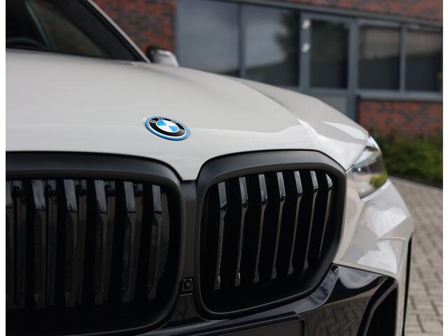 BMW X5 50e xDrive | M Performance - Individual - Sky Lounge