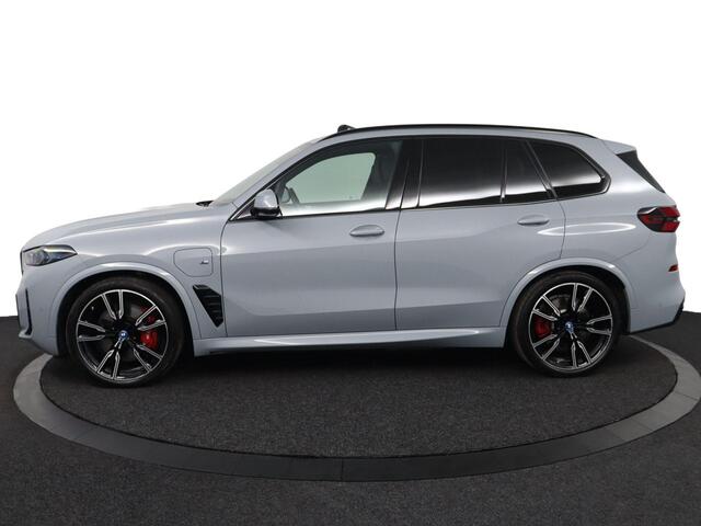 BMW X5 xDrive50e | Innovation Pack | Travel Pack | SoH 100% | Comfort Pack | Craftedclarity Glass | M-Sport Pro | Driving Assistant Professional