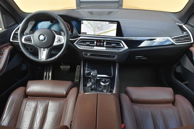 BMW X5 xDrive40i High Executive * M-Sport * Panoramadak * Soft close * Trekhaak * Stoelmassage * Comfortstoelen *