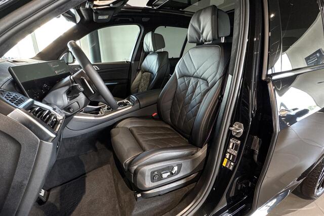 BMW X5 xDrive50e | M Sport Pro | Glazen Panoramadak | Bowers & Wilkins | Comfort Access | Iconic Glow | Trekhaak |
