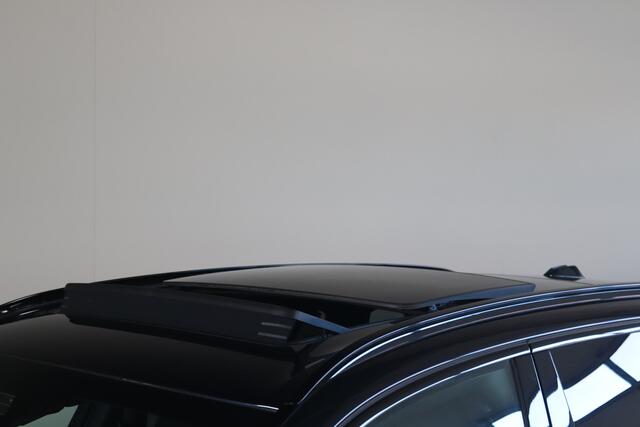 BMW X5 xDrive50e M-Sport Individual Leder I Carbon Schwarz