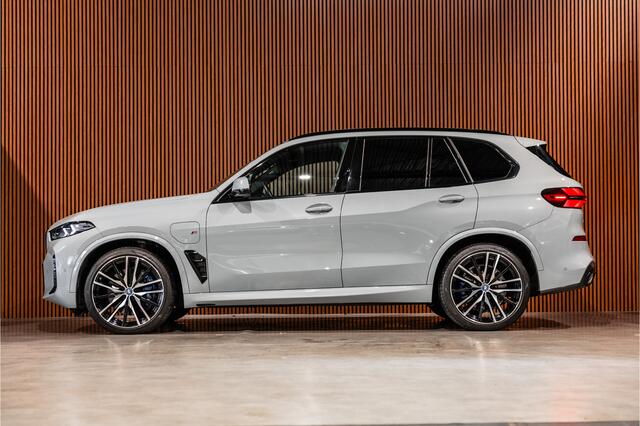 BMW X5 xDrive50e Launch Edition | M-Sport zetels | Panorama | 360 Camera | HUD | H&K | Stoelventilatie | ACC | 22'' Velgen | Elek trekhaak | BTW Auto | Dealer onderhouden