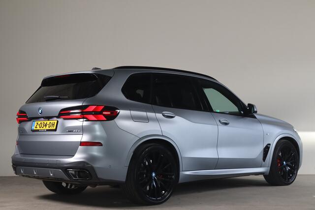BMW X5 xDrive50e NL- Auto!! Bow&Wil I M-Sport Stoel + Verkoel/Verwarmd