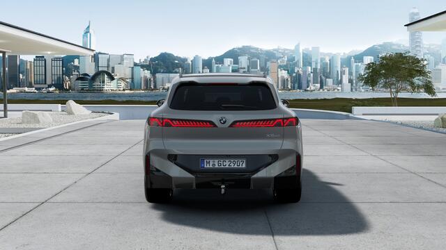 BMW X5 40 xDrive M Sport Automaat / Panoramadak / Trekhaak / Bowers & Wilkins / 3D Head-Up / Multifunctionele stoelen / Parking Assistant Professional /