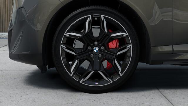 BMW X5 40 xDrive M Sport Automaat / Panoramadak / Trekhaak / Bowers & Wilkins / 3D Head-Up / Multifunctionele stoelen / Parking Assistant Professional