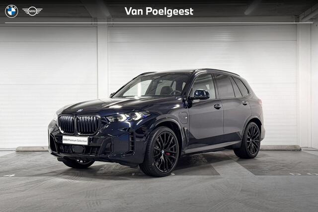 BMW X5 xDrive50e | M-Sport Pro | Harman/Kardon | Panoramadak | Soft-Close | Driving Assistant Professional | Parking Assistant professional | Voor en Achter Stoelverwarming | Stoelventilatie |