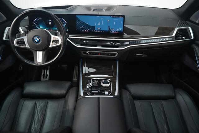 BMW X5 xDrive50e M-Sport | VOL OPTIE | B&W | SkyLounge | Pano | Soft Close | Trekhaak | BTW