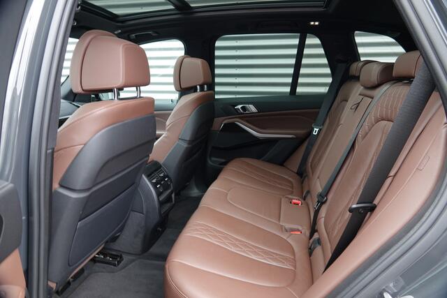 BMW X5 xDrive45e High Executive | M-Sport | Panodak | Achteras Besturing | Laser | HUD |