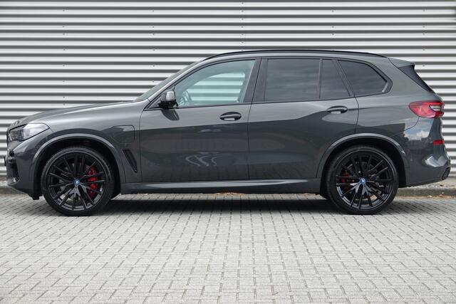 BMW X5 xDrive45e High Executive | M-Sport | Panodak | Achteras Besturing | Laser | HUD |