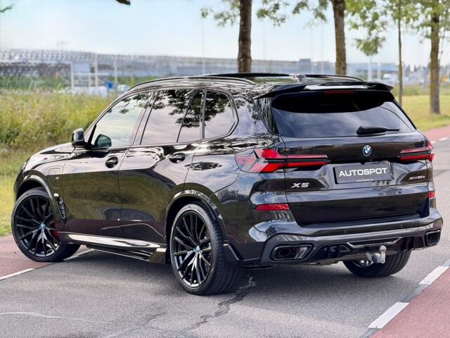 BMW X5 50e xDrive M-Sport 489 PK PANO H&K HUD 360 TREKHAAK