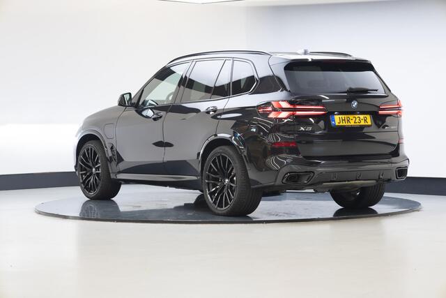 BMW X5 xDrive50e | Panoramadak | H&K Audio | M-Sport | Travel Pack |