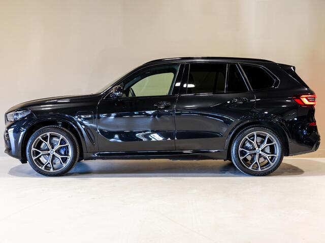 BMW X5 xDrive45e Executive M Pakket / 394pk / SOH 90% / Panorama dak / Trekhaak / Head-up display / 360 graden camera /