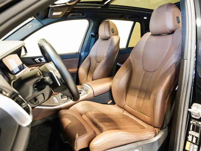 BMW X5 xDrive45e Executive M Pakket / 394pk / SOH 90% / Panorama dak / Trekhaak / Head-up display / 360 graden camera /