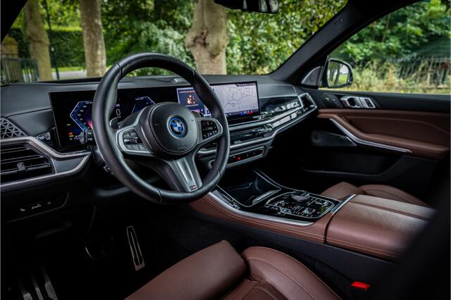 BMW X5 xDrive50e M Sport Pro Bowers & Wilkins Sky Lounge Massage Crafted Clarity