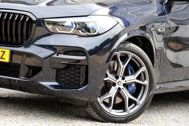 BMW X5 xDrive 45e High Executive - 394 pk **SoH 92,6% / Laser / Pano / Trekhaak / Harman