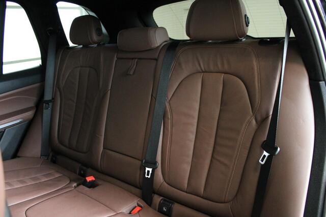 BMW X5 xDrive45e Sport | Luchtvering | Shadow-line | Lederen bekleding - 21" Lmv