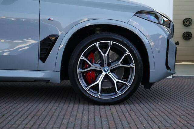 BMW X5 xDrive50e | SoH 100% | Sportpakket Pro | Leder Invidual Merino Schwarz | Integral Active Steering | Driving Assistant Professional | Pano Dak | Harman Kardon |