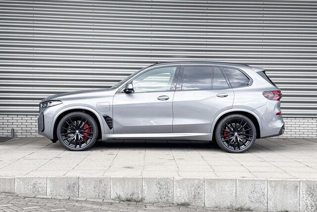 BMW X5 xDrive50e | M-Sport Pro | Innovation Pack | Comfort Pack | Travel Pack | Sky Lounge | Harman/Kardon