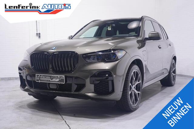 BMW X5 xDrive45e High Executive SOH 95% M-sport Panorama dak Luchtvering Comfort acces Head-up display 360 graden camera Elekt. trekhaak Driving assistent plus Voorstoelen elektrische verstelbaar en verwarmd