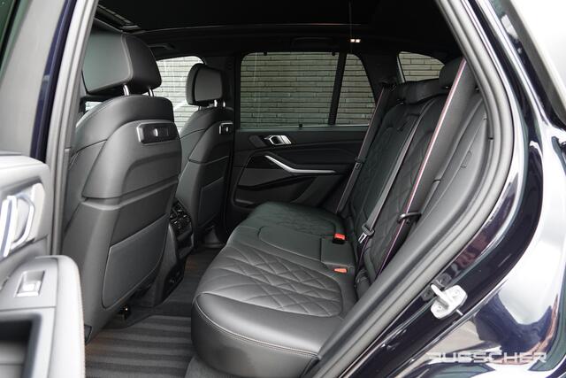 BMW X5 xDrive50e 490Pk X-Drive | M-Sport Pro | Shadowline | Luchtvering | Panoramadak | 360° Camera | Harman-Kardon | Head Up Display | Trekhaak | 22''